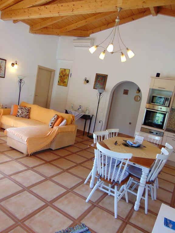 Villa Grecia 里亚帕德斯 外观 照片