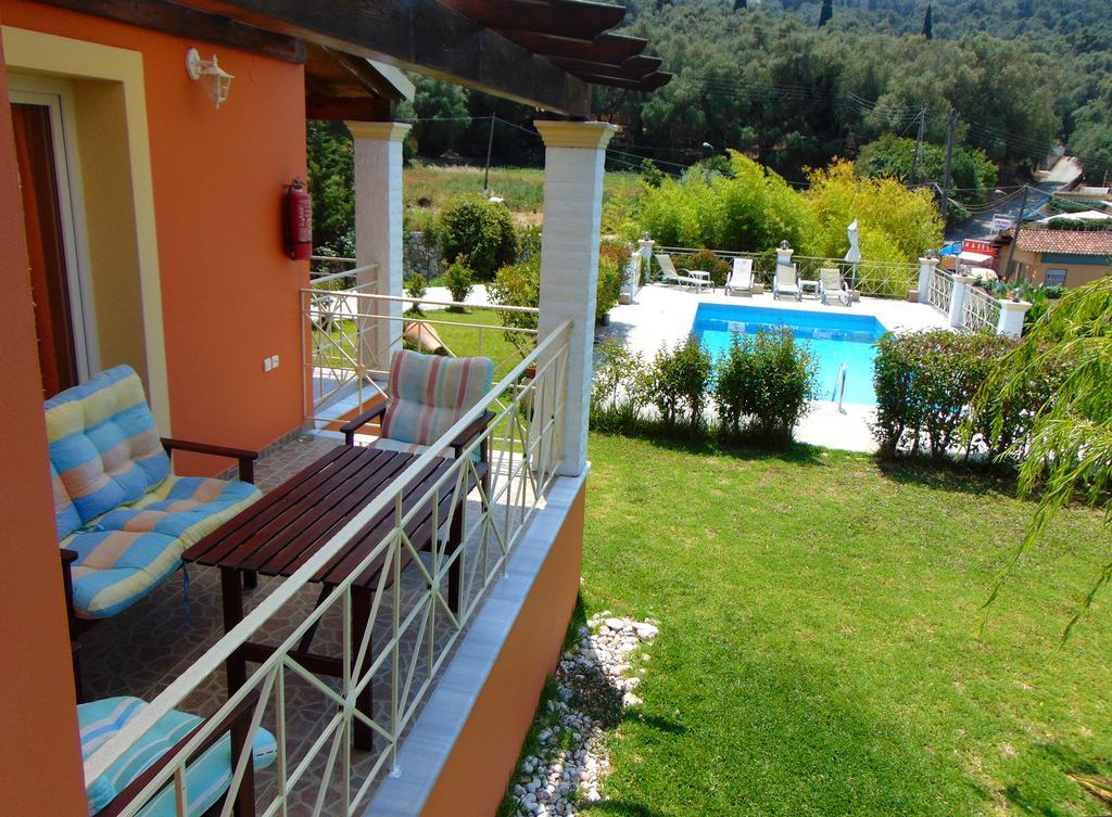Villa Grecia 里亚帕德斯 外观 照片